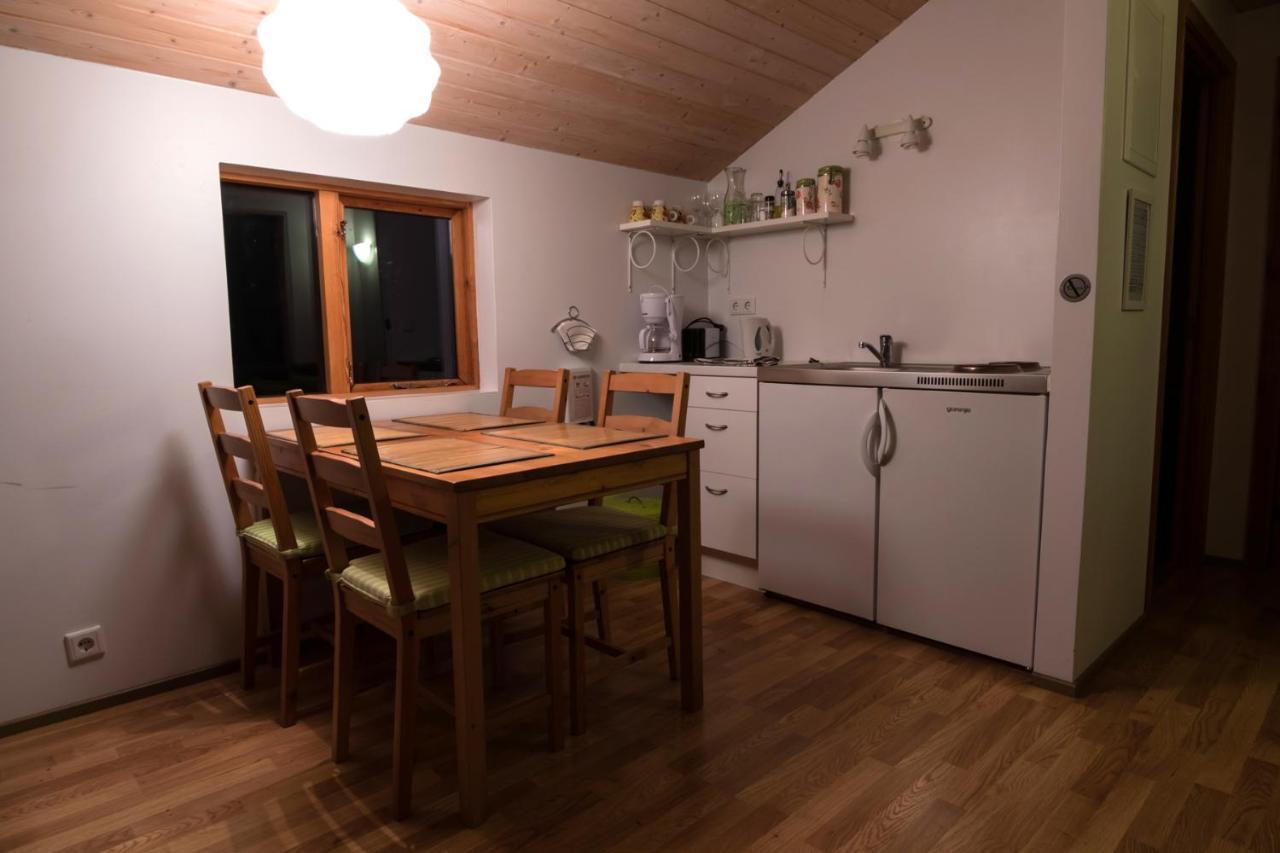 Lake Thingvellir Cottages Blaskogabyggd Bagian luar foto