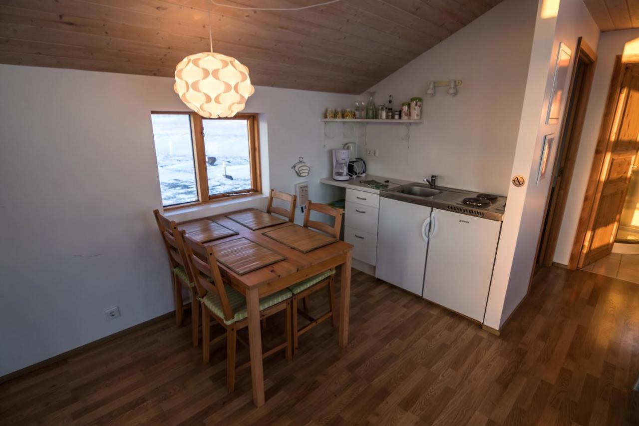 Lake Thingvellir Cottages Blaskogabyggd Bagian luar foto